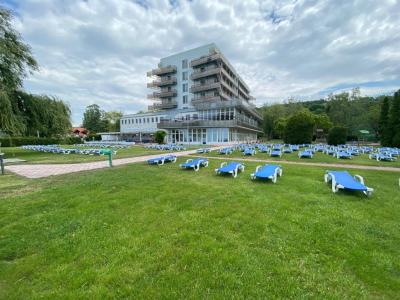 Hotel Világos Balatonvilágos - ✔️ Világos Hotel Balatonvilágos ✔️ Günstige Hotel Plattensee